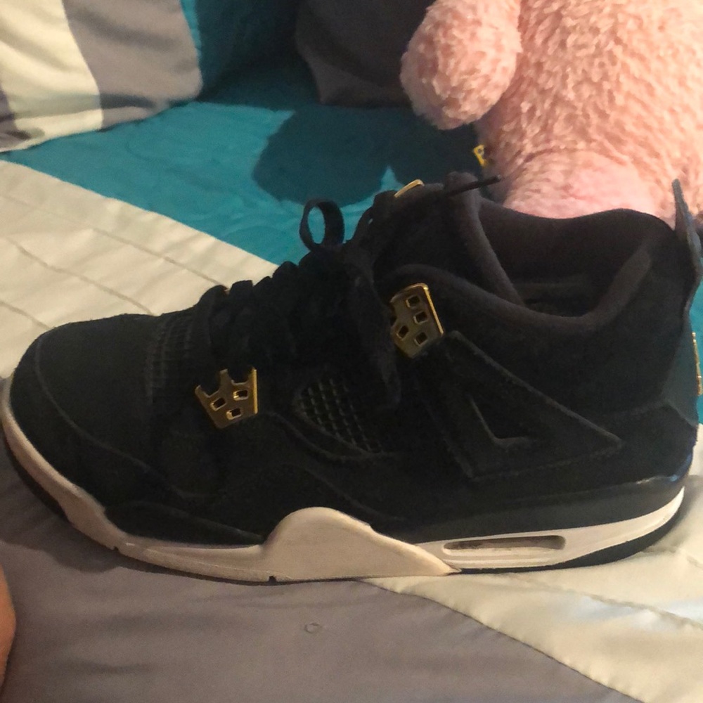 Retro 4 Jordan royalty